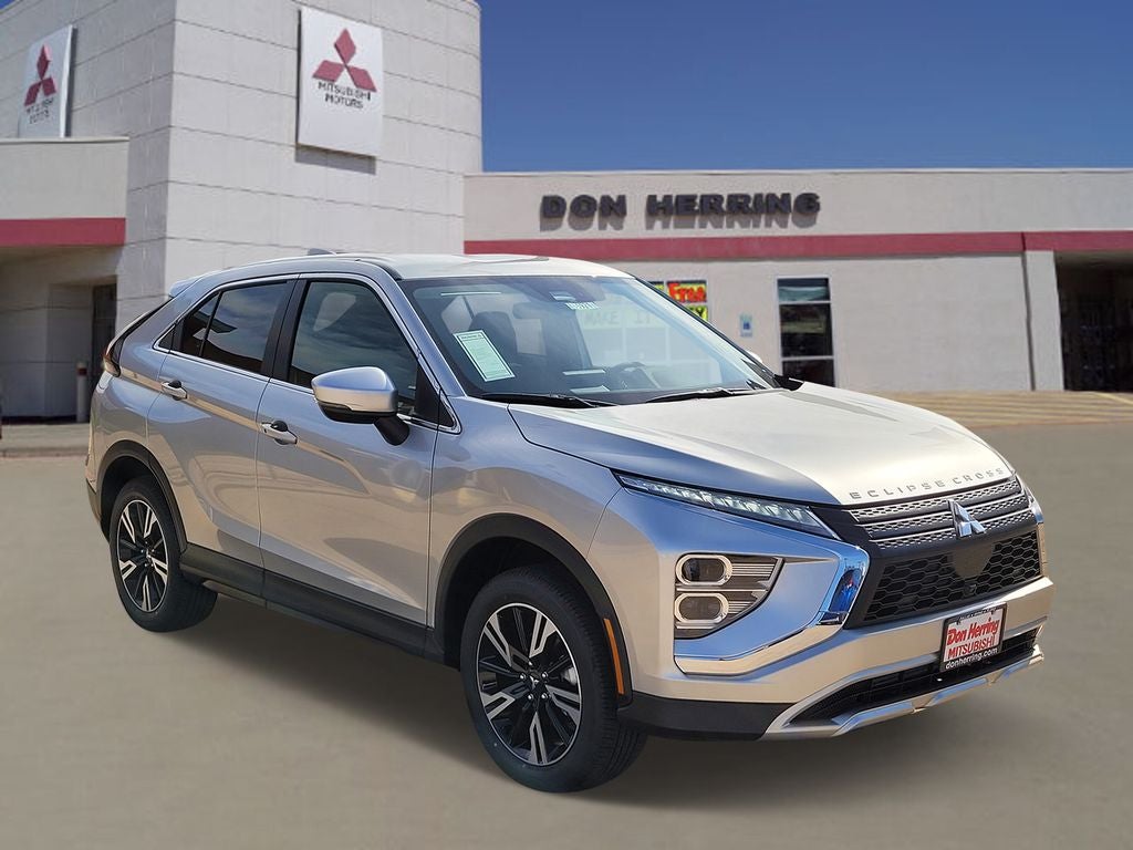 2026 Mitsubishi Eclipse Cross SE in Alloy Silver Metallic — front three-quarter view