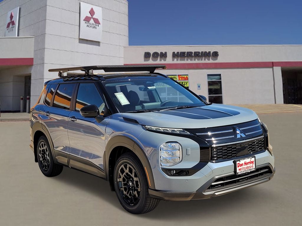 2026 Mitsubishi Outlander Trail Edition in Moonstone Gray Metallic — front three-quarter view